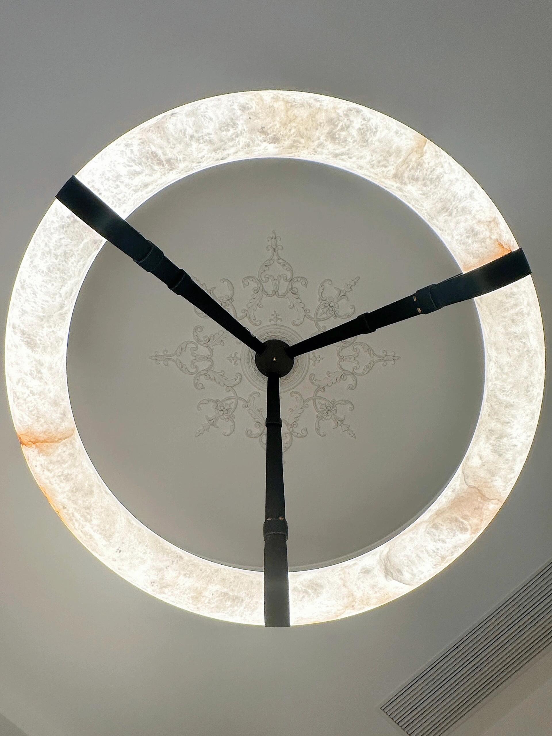 Modern Round Alabaster Chandelier for Living Room/Bedroom