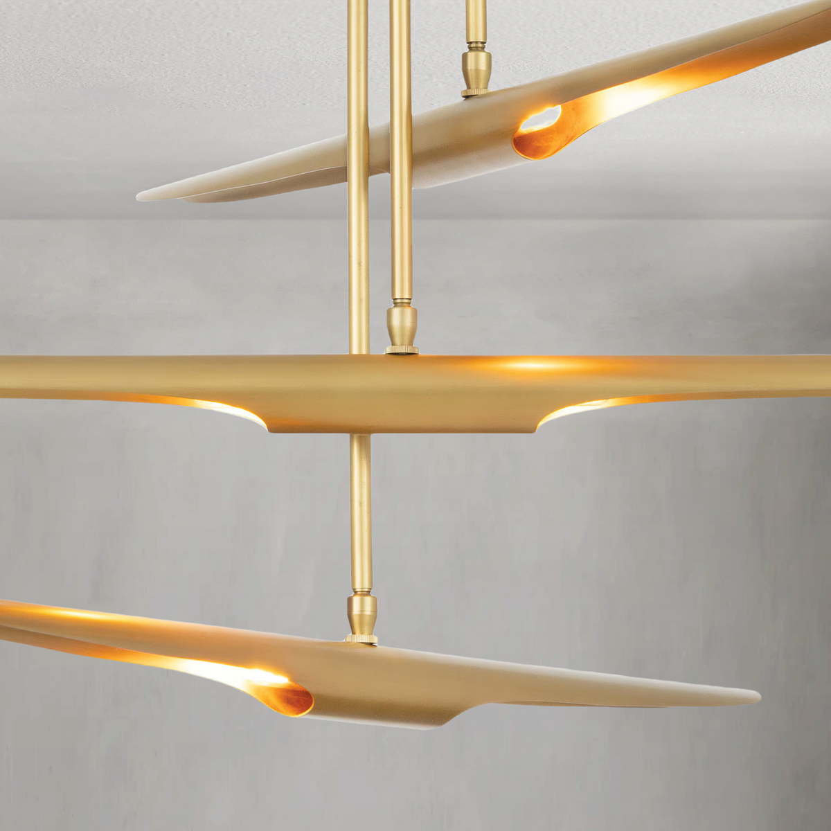 Pulsara Chandelier