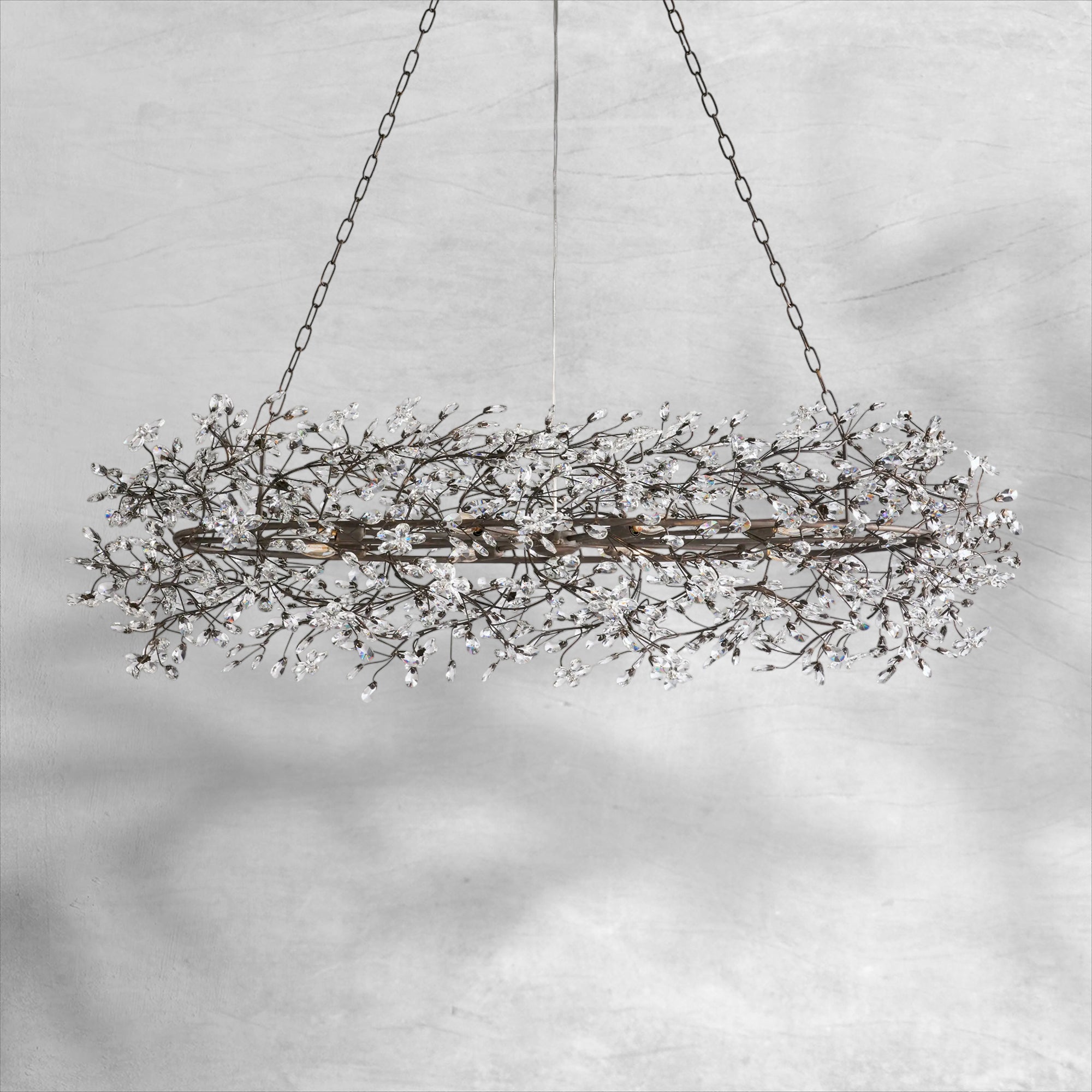 Fiore Oval Chandelier 62''74''