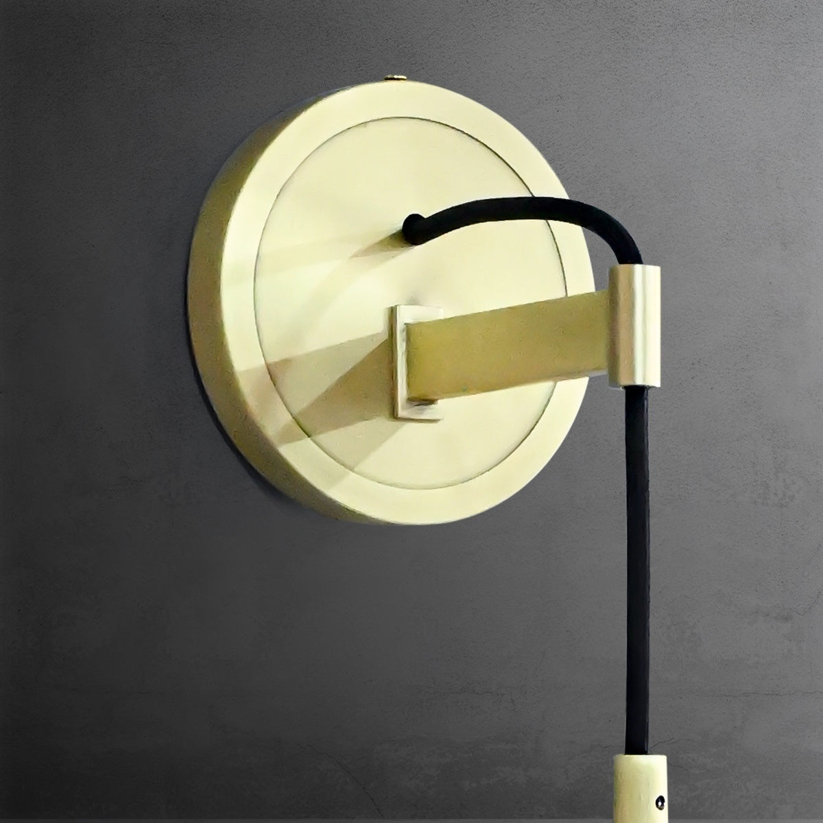 Aurelin Grand Sconce