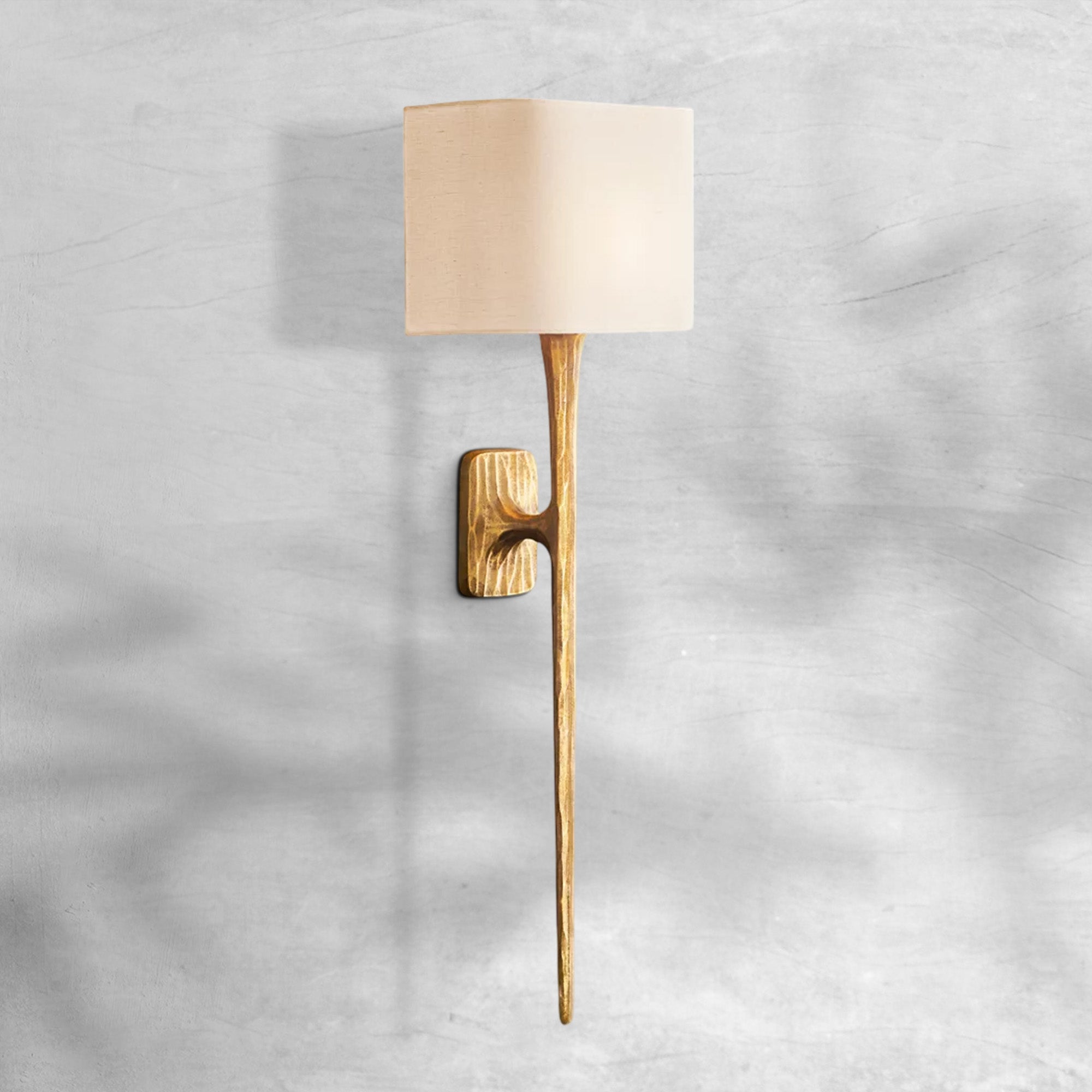 Thaddeas Grand Shaded Wall Sconce