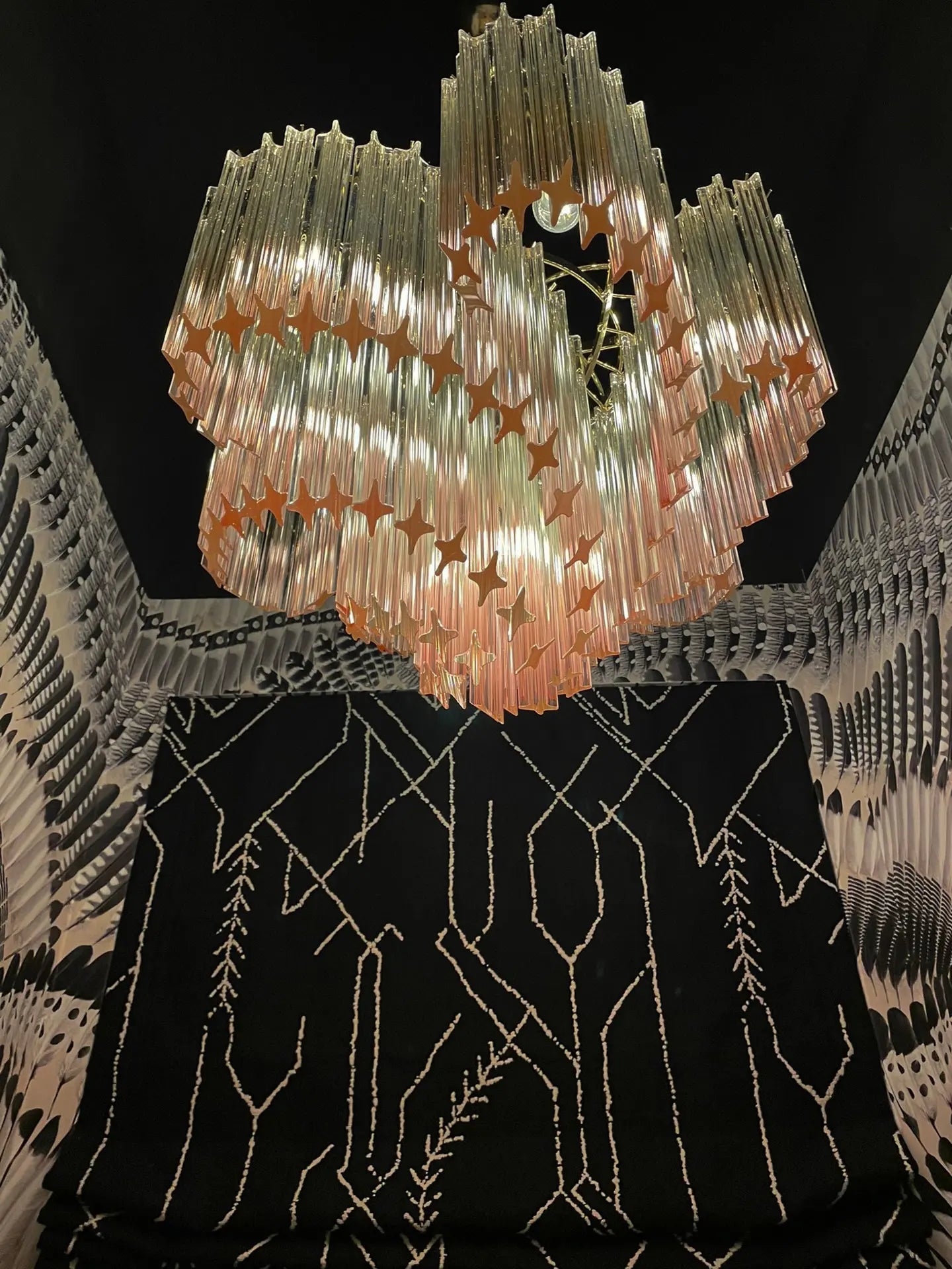 Murano Chandelier – Viennetta -114 prisms – Pink