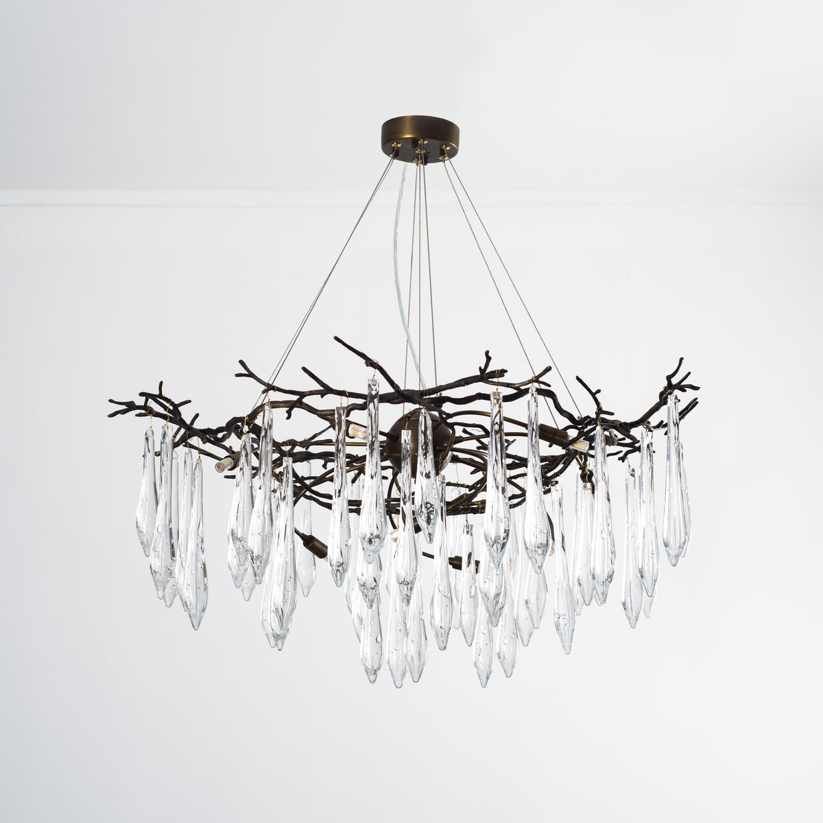 Dawn Teardrop Branch Brass Round Chandelier
