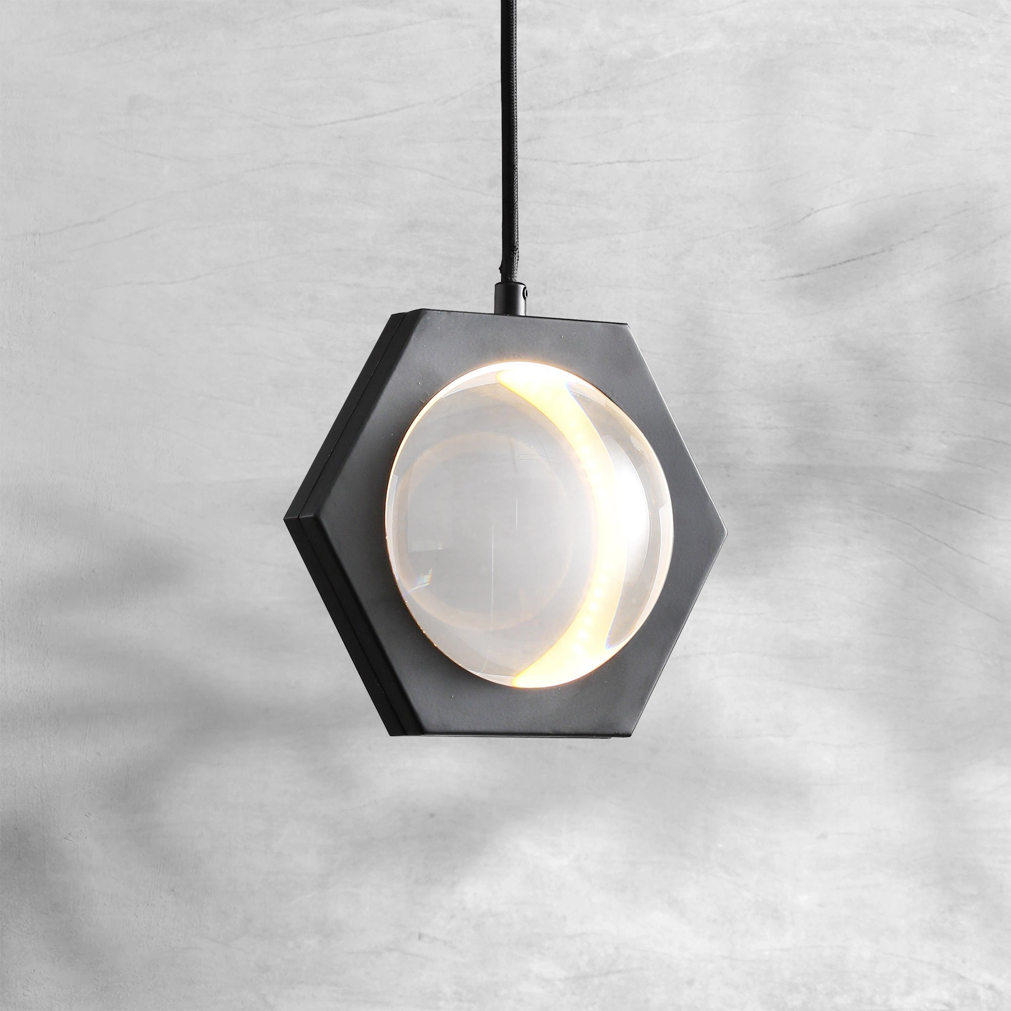 Eclatamt Grand Pendant 5"D