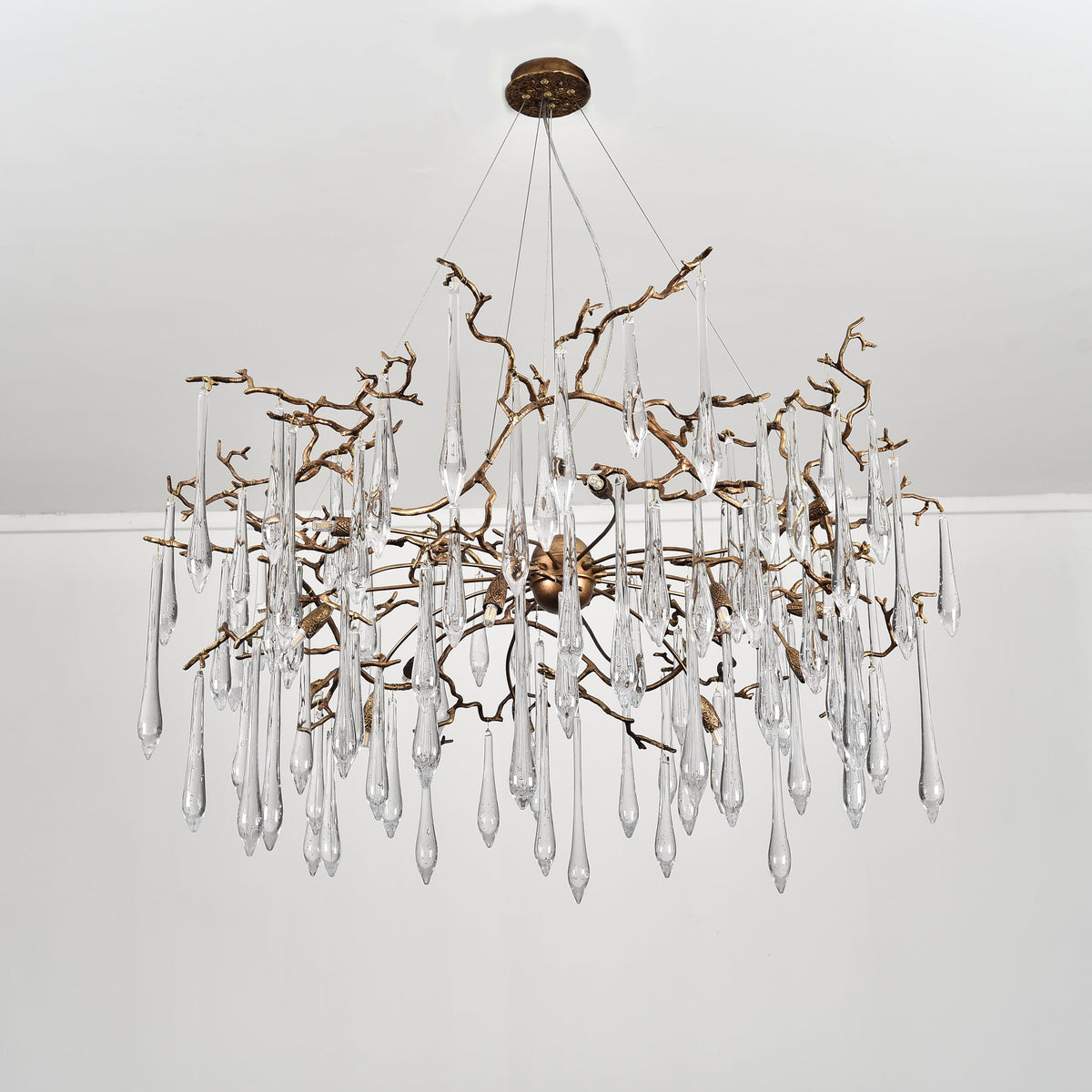 Dawn Teardrop Branch Brass Round Chandelier