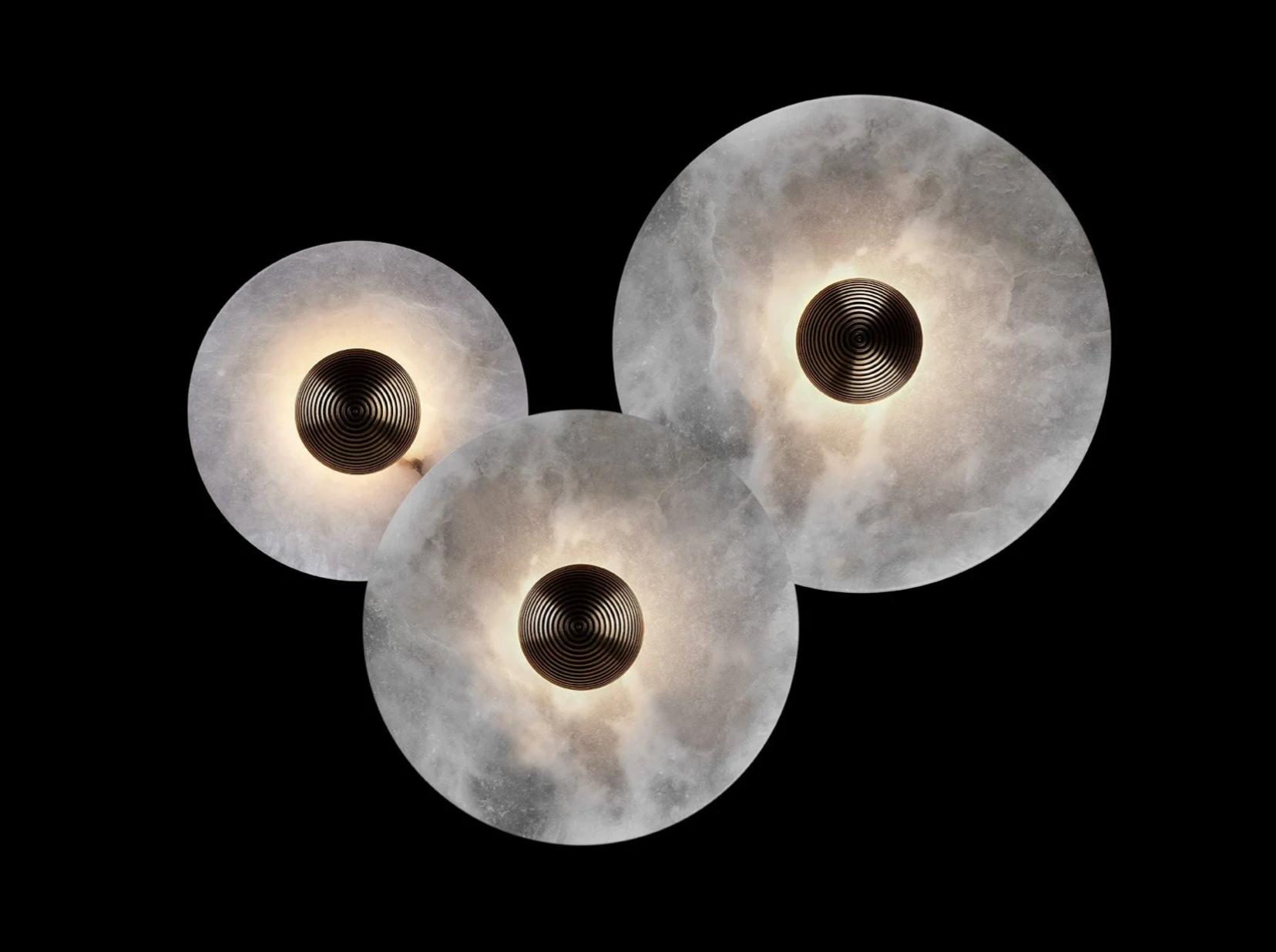 PATUS MEDIAN 3 SURFACE MOUNT H8" x W29.5" x L24"