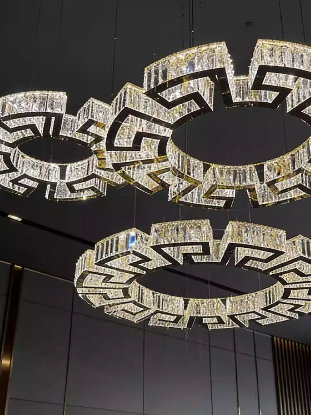 Modern Round Gear/Rectangular Mazes Crystal Chandelier