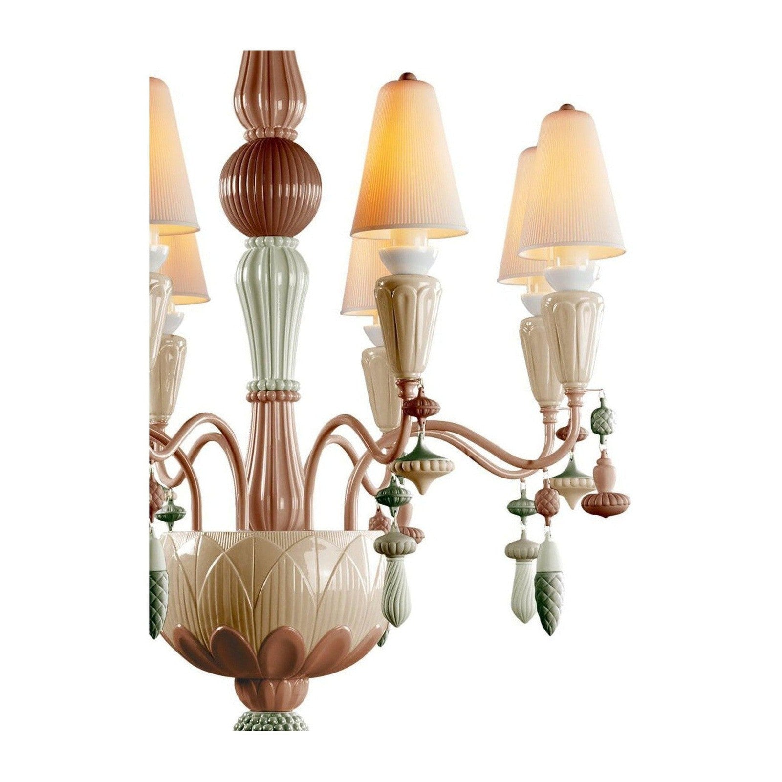 Vintage Nexora 8 Light Chandelier