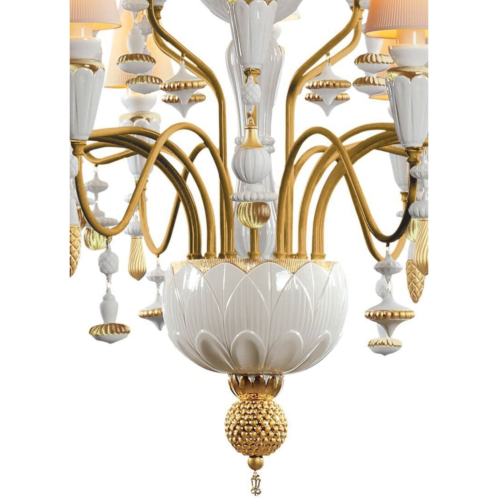 Vintage Nexora 20 Light Chandelier
