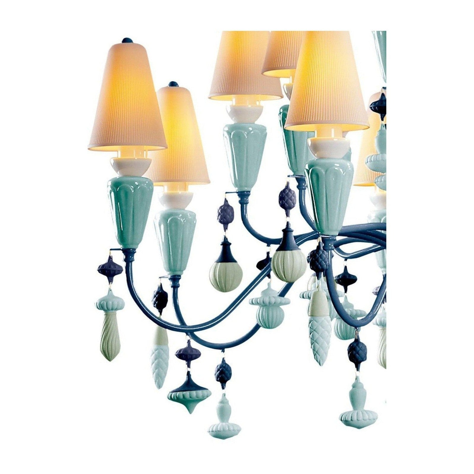 Vintage Nexora 20 Light Chandelier
