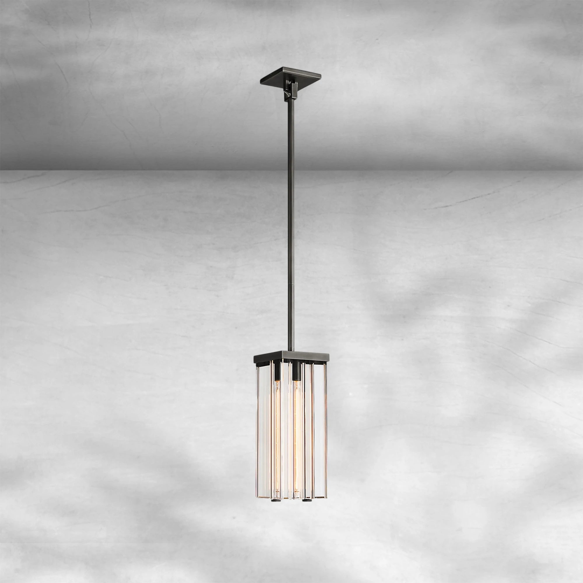 Savilen Square Pendant 14"