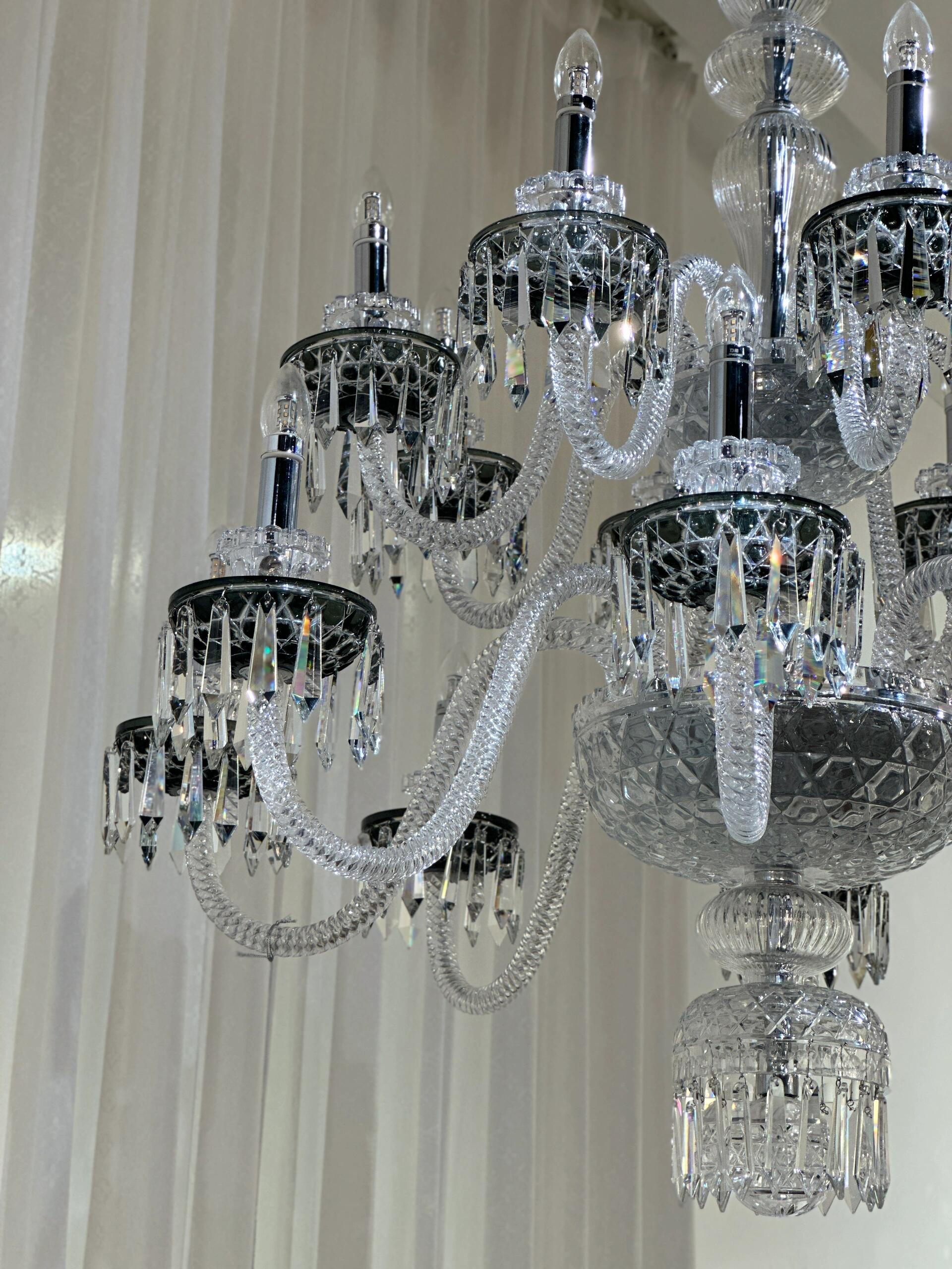 Elegant Crystal Chandelier in Italian Style for Bedroom and Living Room
