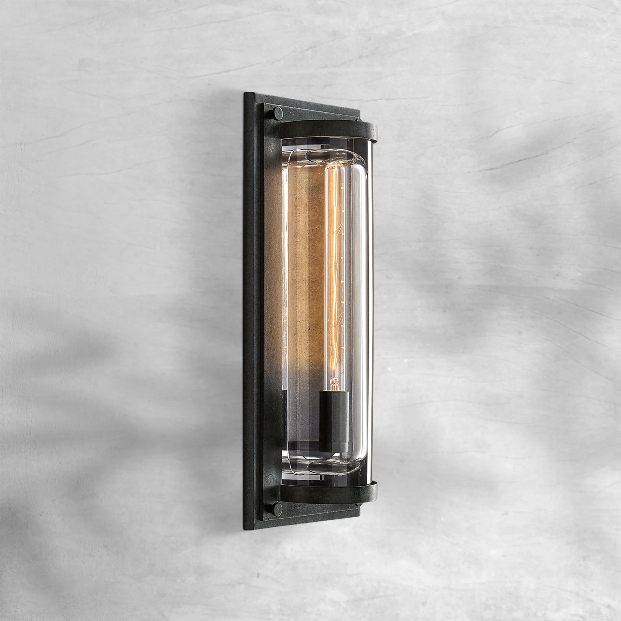 Savilen Grand Round Sconce 20"
