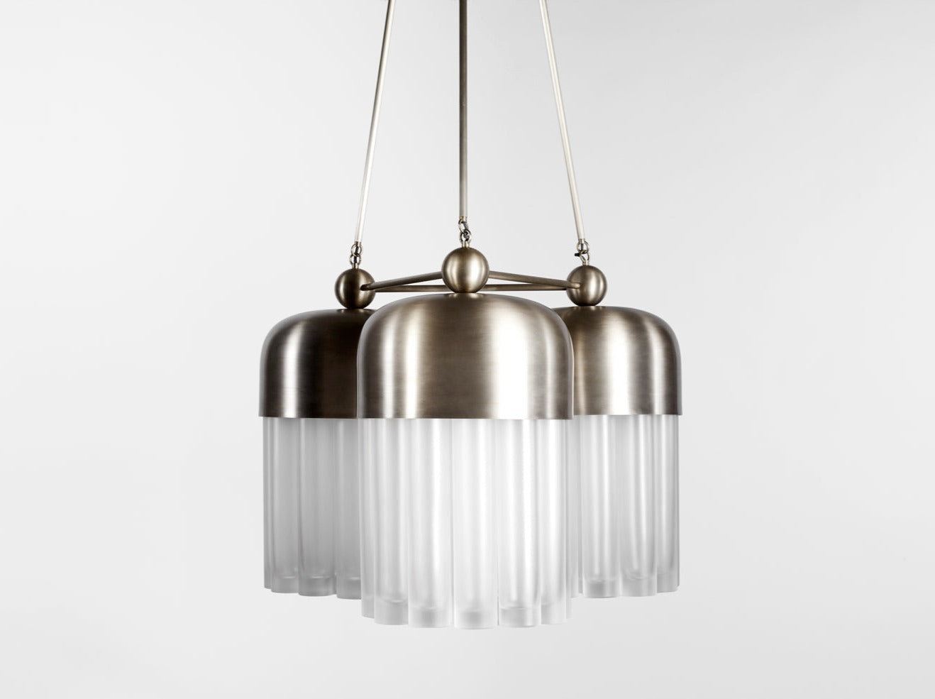 PATUS TASSEL 57 CHANDELIER Ø32.5"