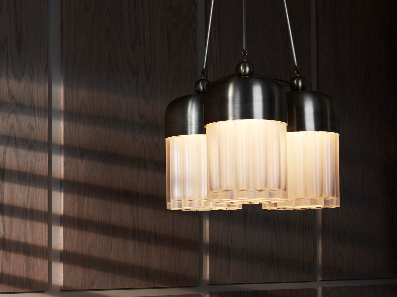 PATUS TASSEL 57 CHANDELIER Ø32.5"