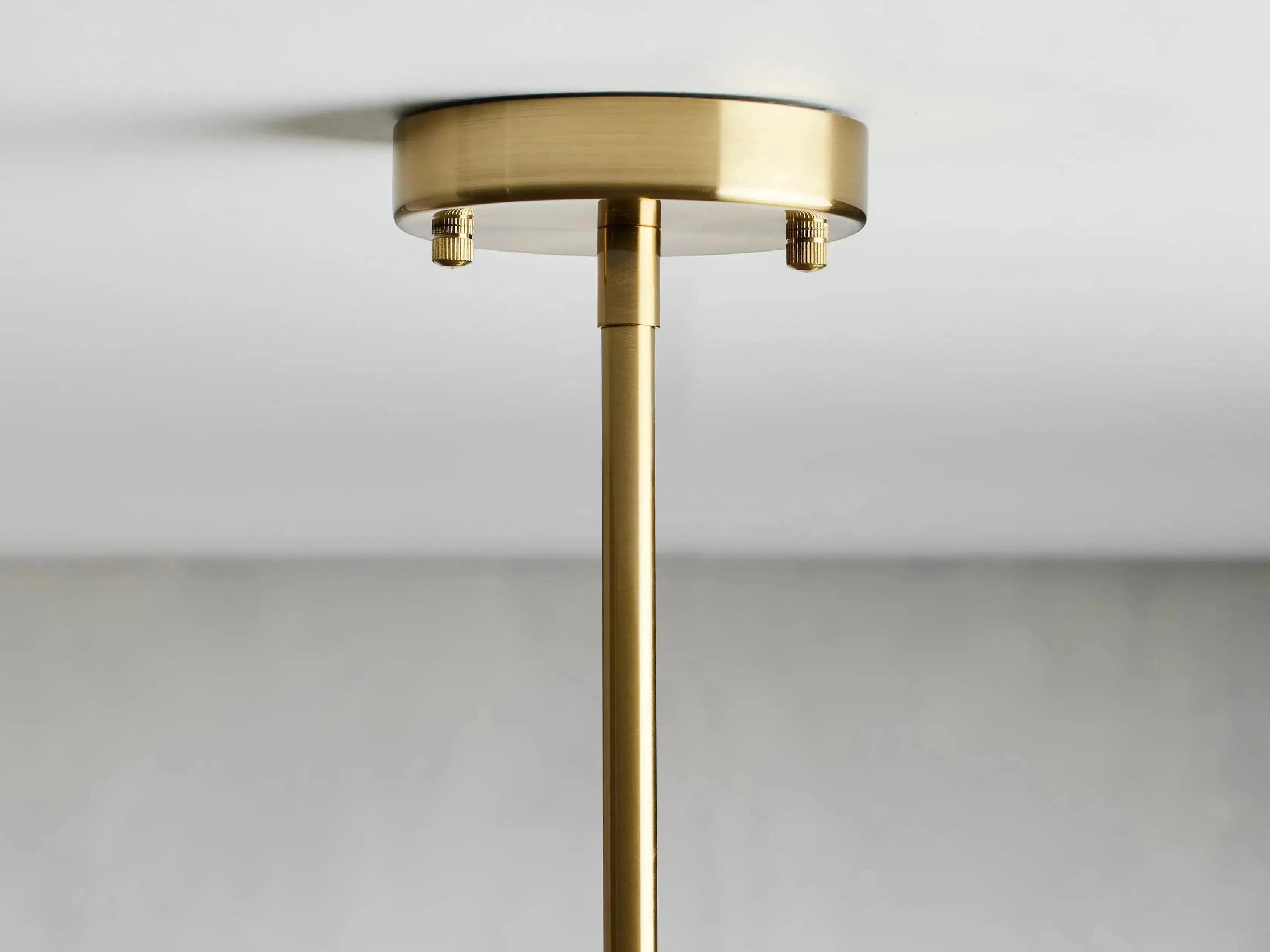 Apollo Round Chandelier 36"47"59"