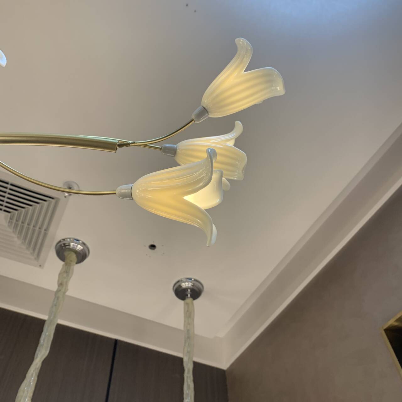 Modern Brass Branch Ceramics Flower Chandelier for Stylish Living Room Hotel and Restaurant - Merlin Lamps