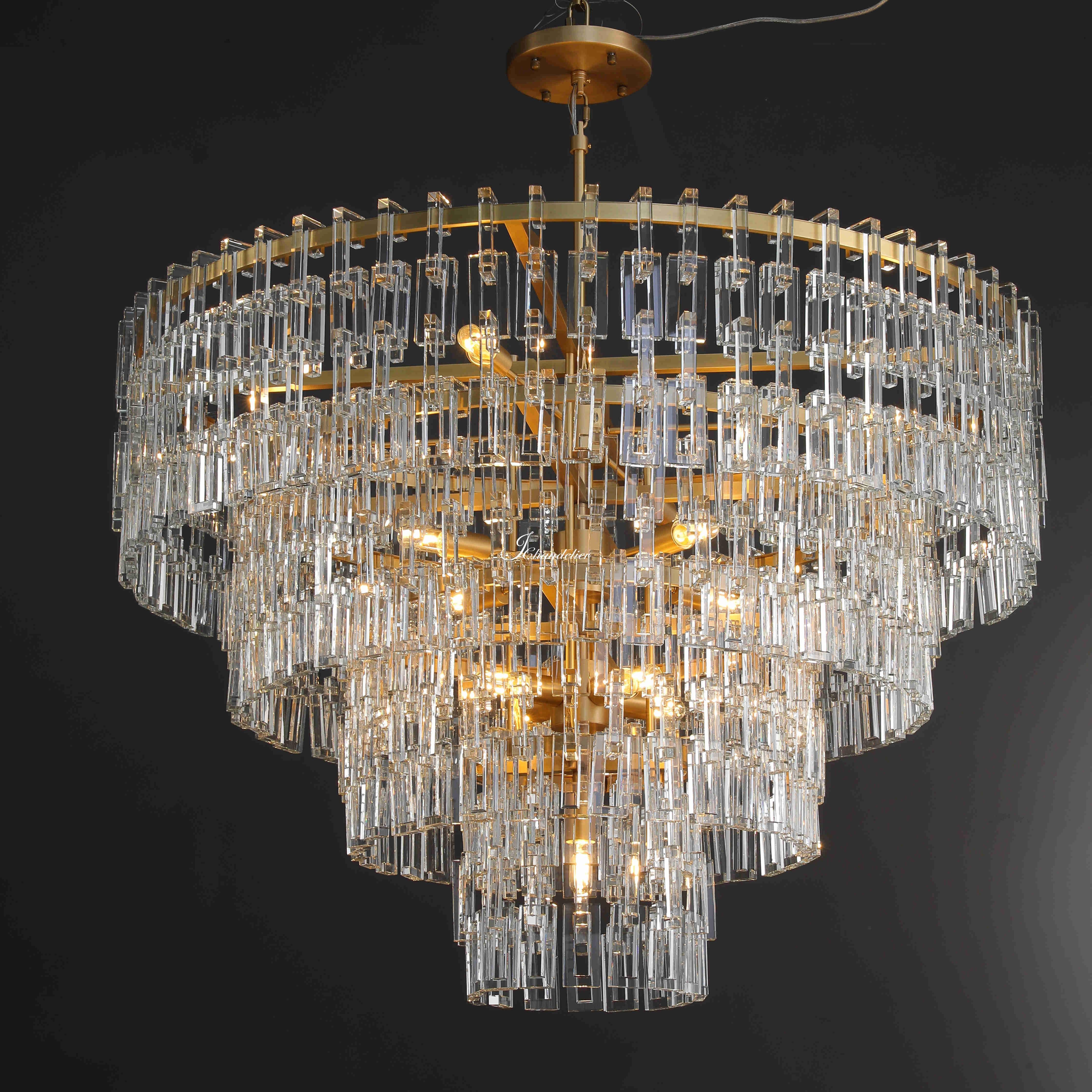 Montis Series Modern Chandelier
