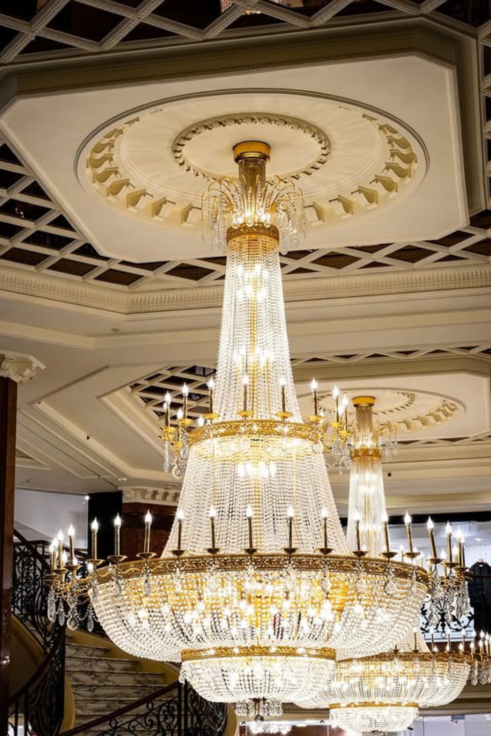 Luxury Empire Candle Lights Crystal Chandelier for High-ceiling