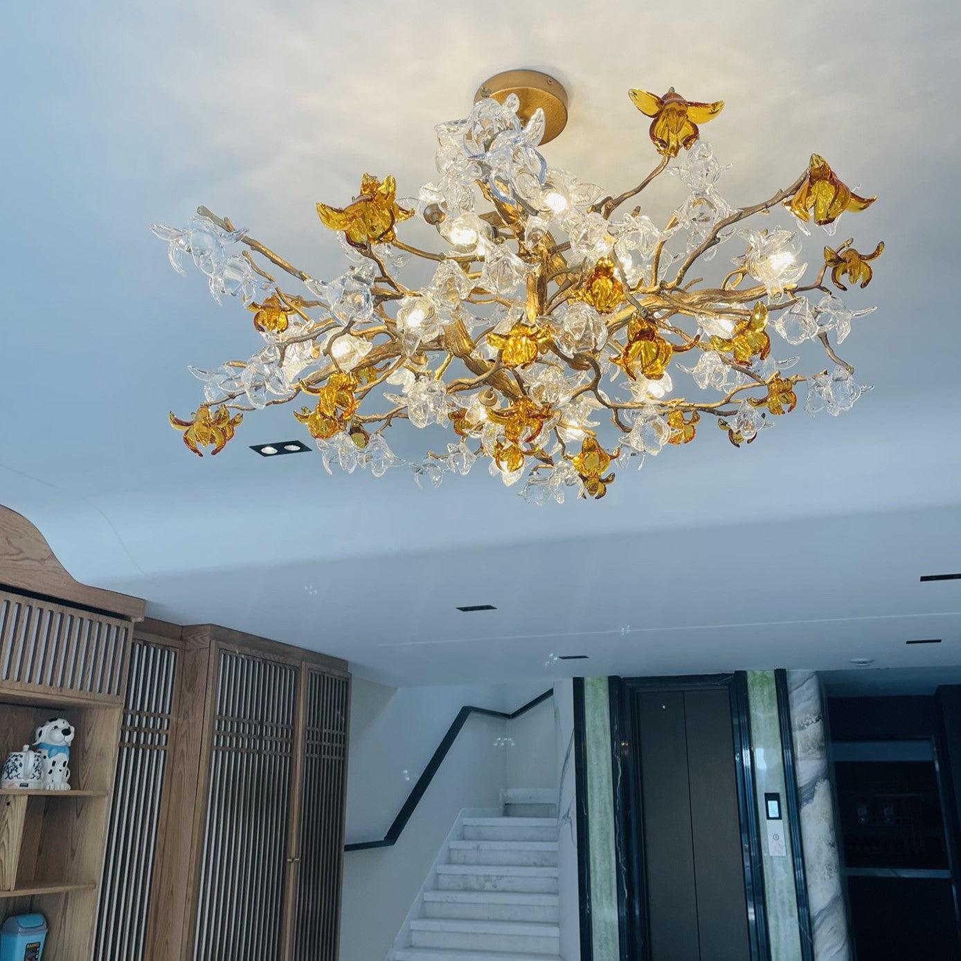 Designer Favorite Brass Branch Chandelier with Artistic Flower Glass for Dining Room Living Room and Kitchen Island