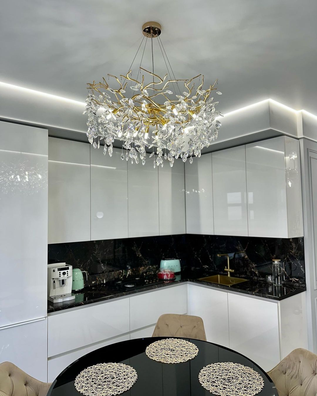 French Branch Crystal Chandelier with Elegant Crystal Leaves