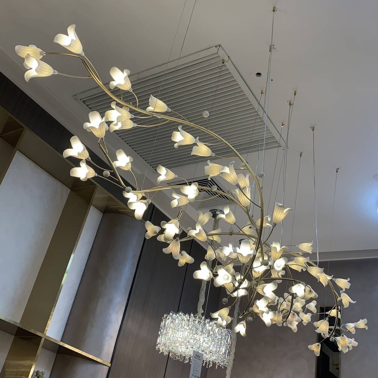 Modern Brass Branch Ceramics Flower Chandelier for Stylish Living Room Hotel and Restaurant - Merlin Lamps