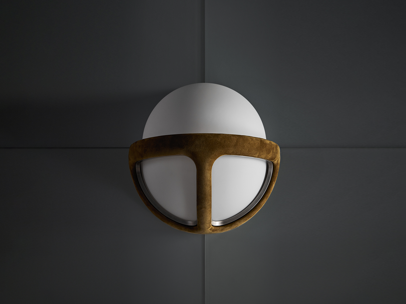 PATUS REPRISE SCONCE
