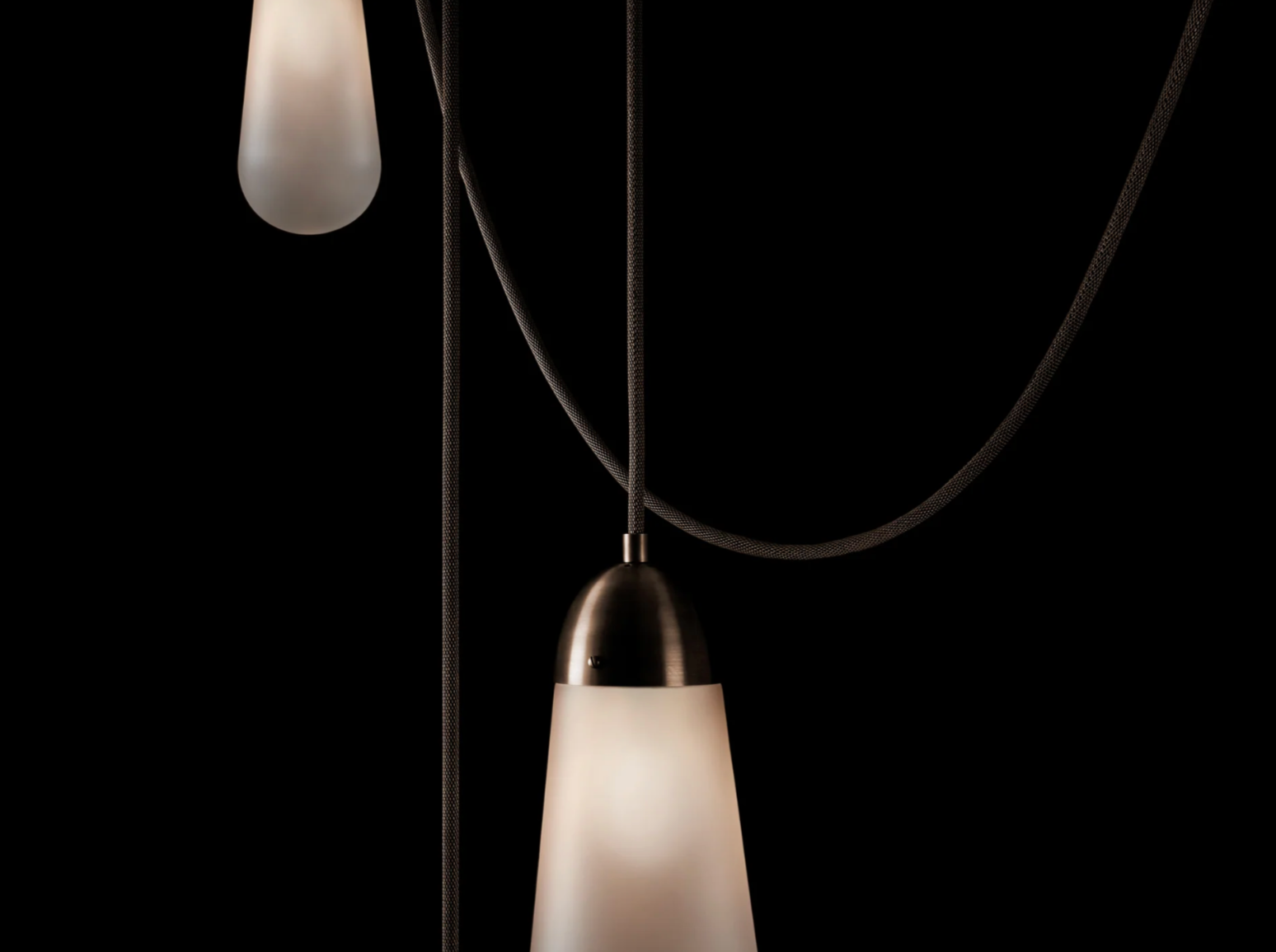 PATUS LARIAT 5 COMPOSITION / LARGE