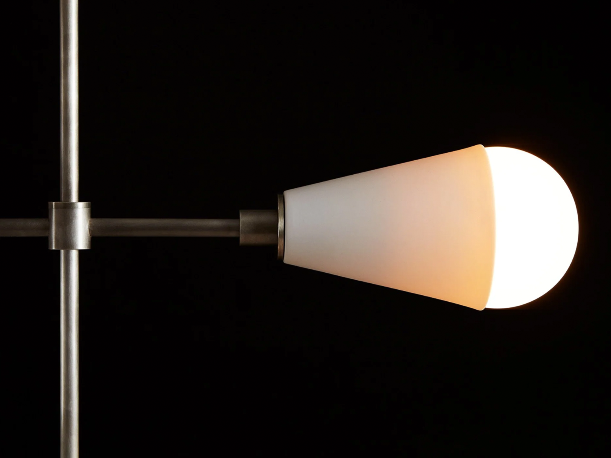 PATUS TRIAD 09 LINEAR PENDANT W50" x D25"