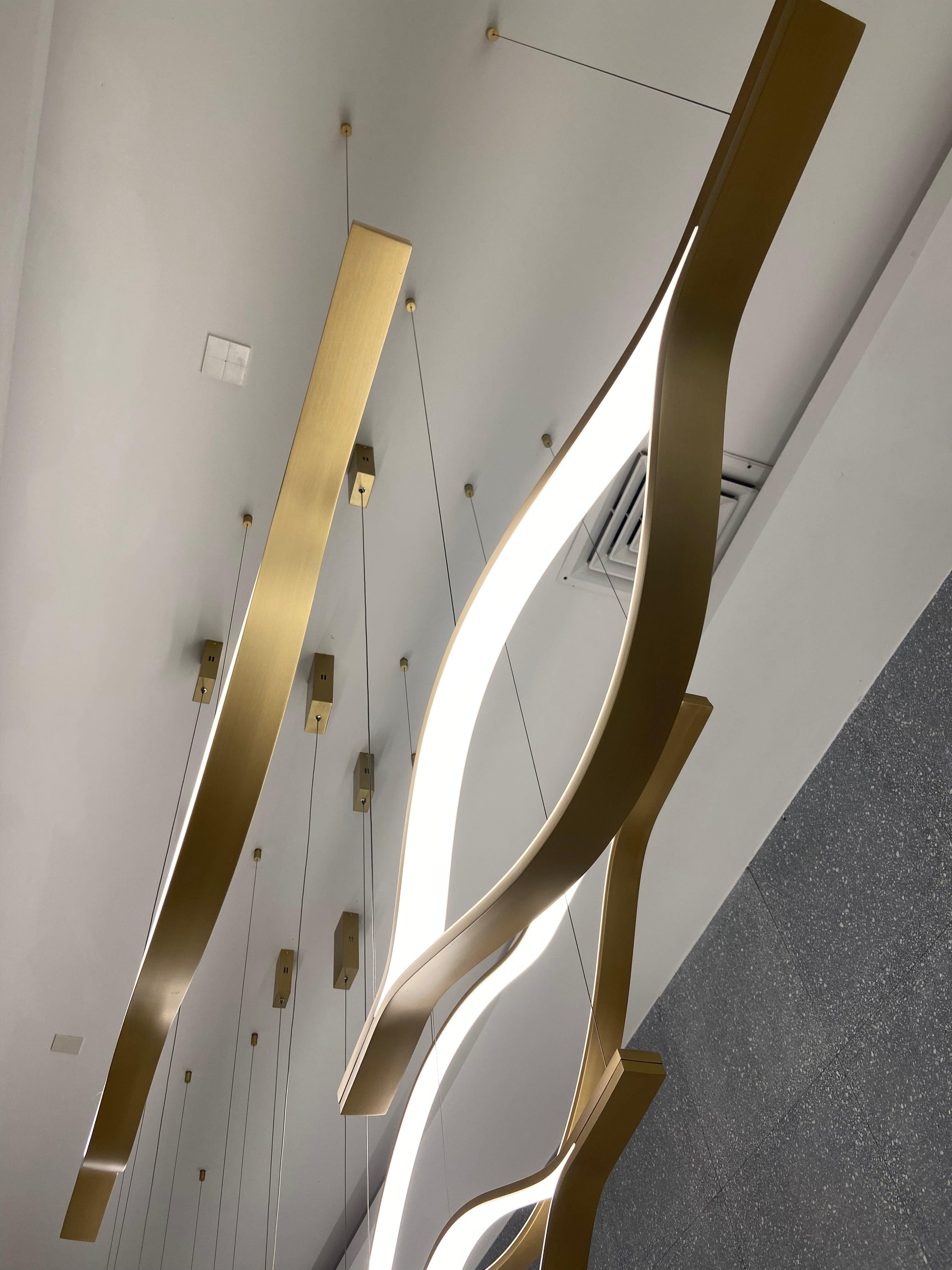 Modern Simple Aluminum Waving Chandelier