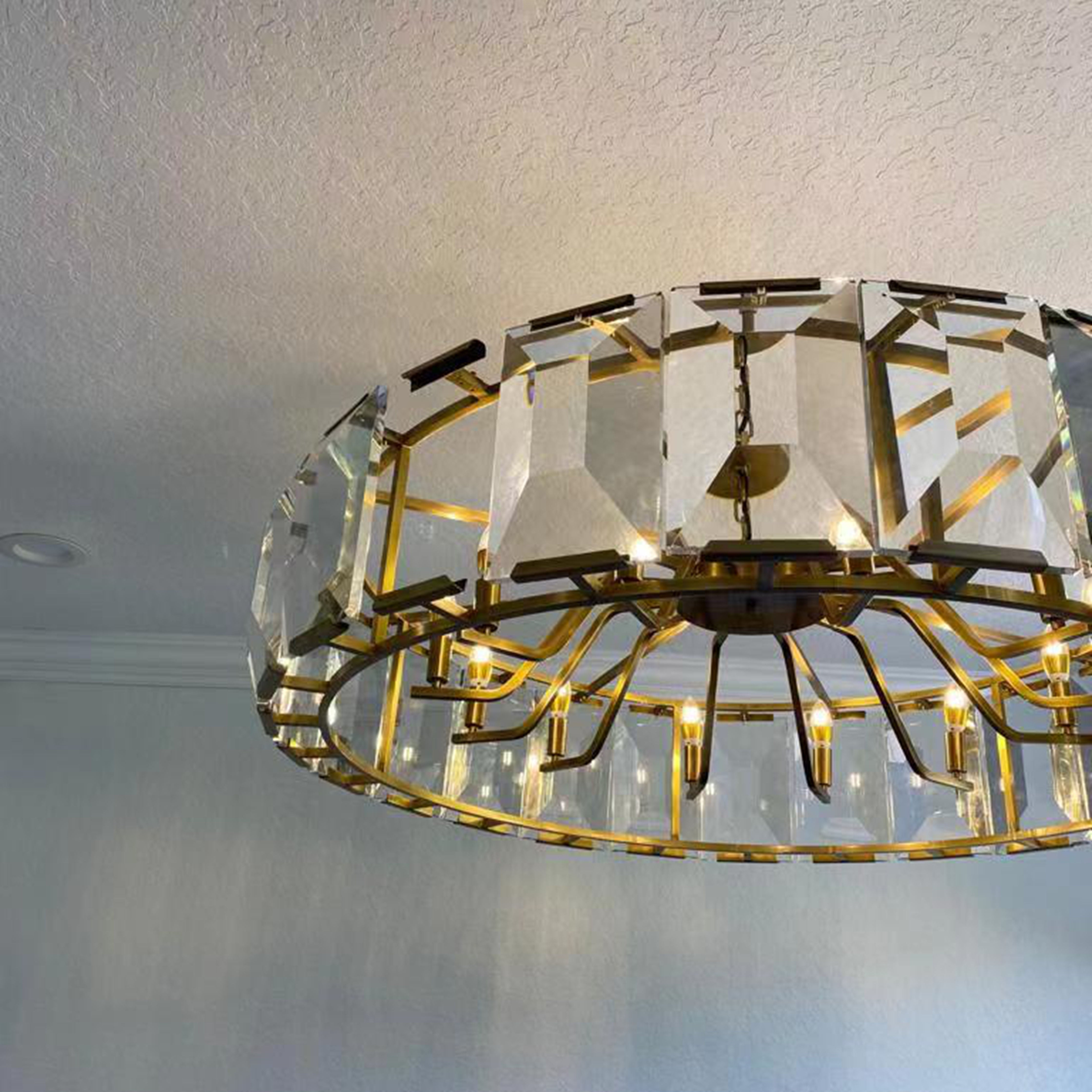 Harlew Crystal Round Chandelier 19"