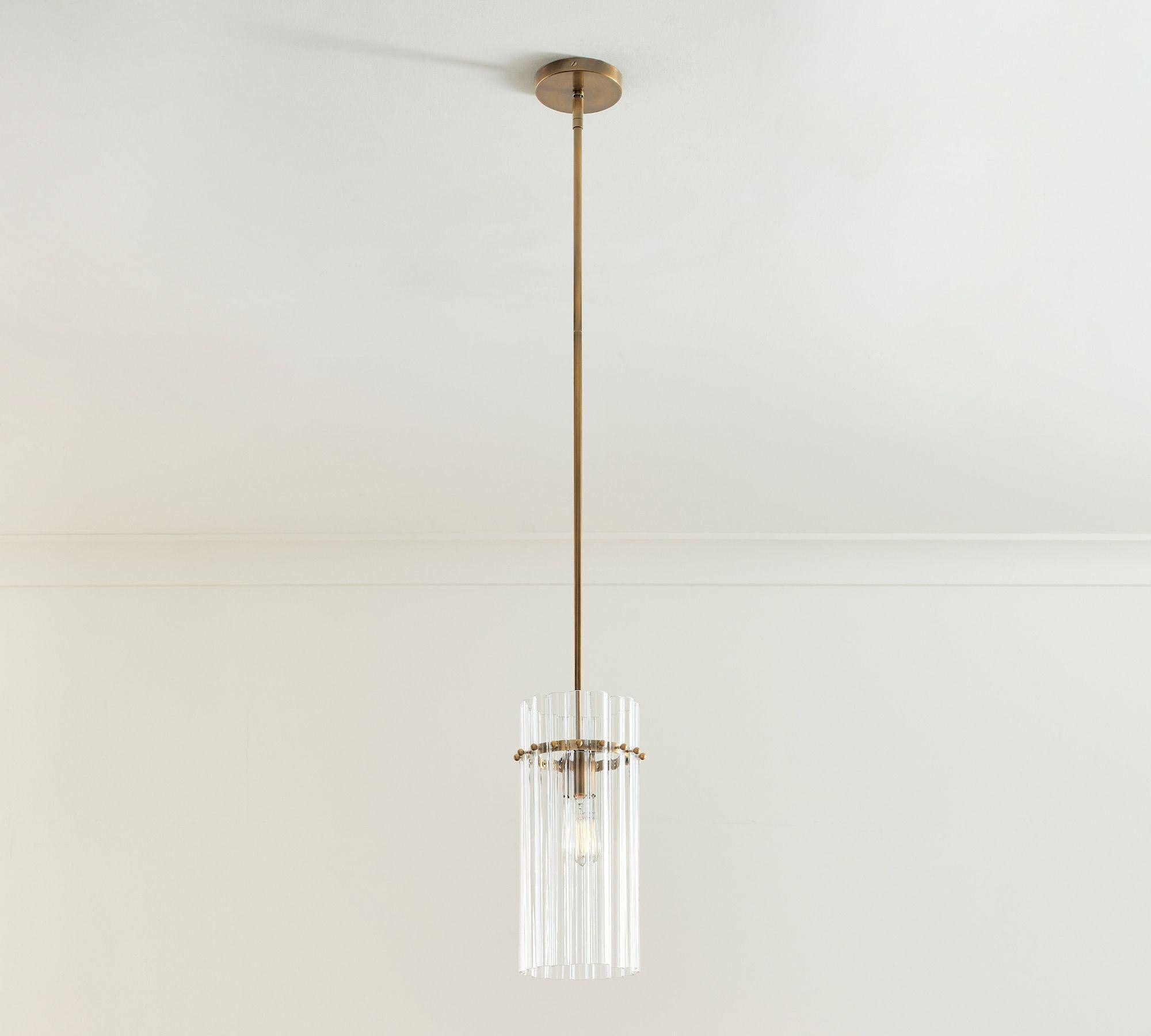 Molly Crystal Pendant